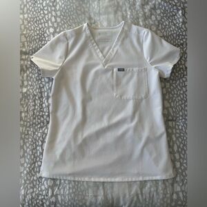 Women’s Small Catarina Figs Scrub Top